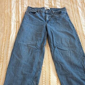 Abercrombie & Fitch Relaxed Fit Blue Jeans